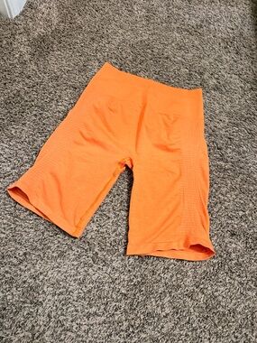 Alphalete XL Biker Shorts 🩳